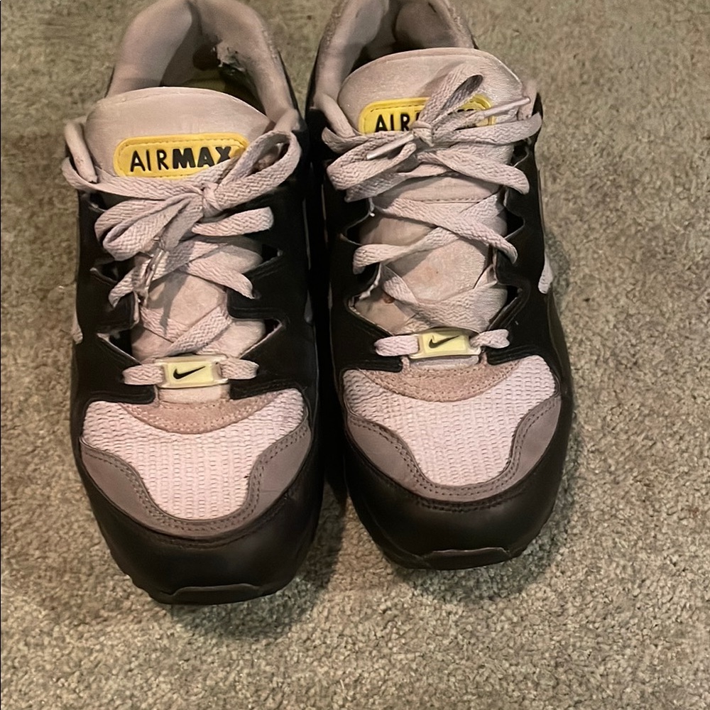 Nike Air Max 1994 Sneakers - Black and Wolf Gray